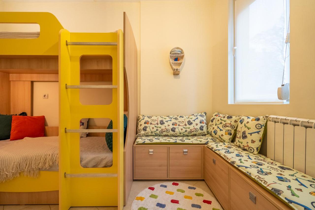 Premium Comfy 2Bdr Apt - Free Parking - Fast Wi-Fi Sofia Eksteriør billede