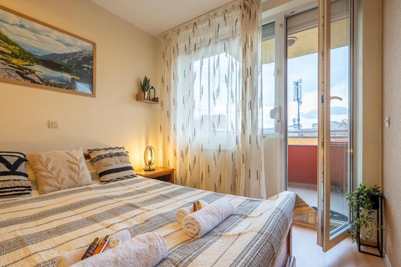 Premium Comfy 2Bdr Apt - Free Parking - Fast Wi-Fi Sofia Eksteriør billede